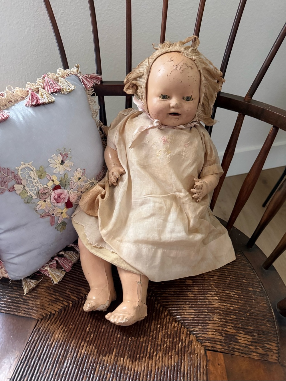Antique Baby Doll 1900-1920 by the “E.I.H. Company